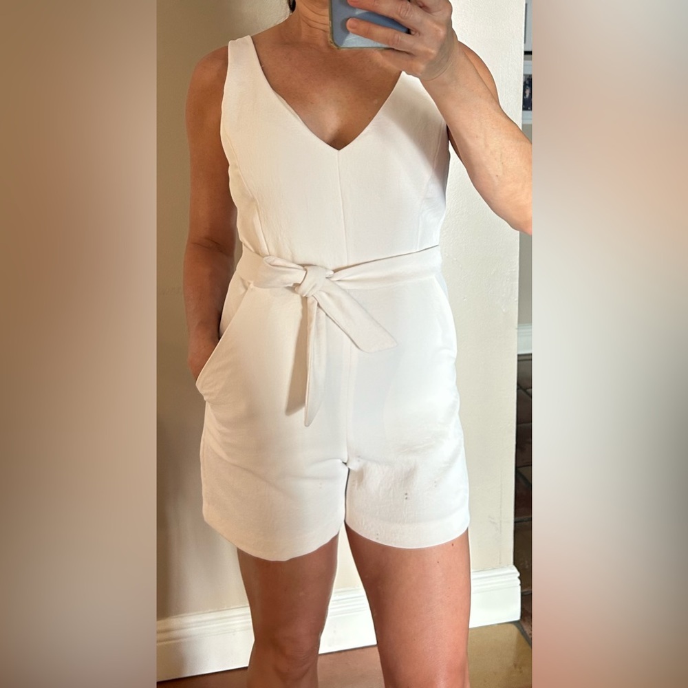 Aritzia Wilfred shorts jumper.
